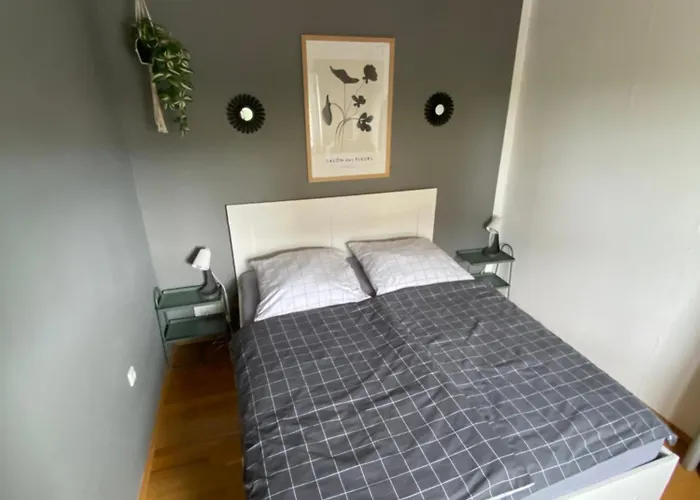 Schoene Zentrale 2 *