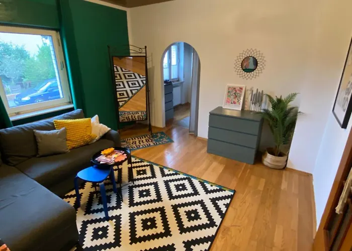 Schoene Zentrale 2 *